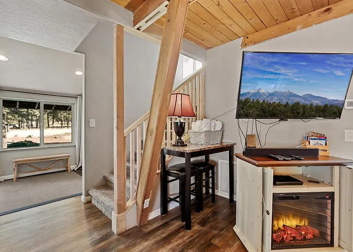 Villa Meadow Mountain Large A-frame Hot Tub 5 Private Acres Awe Mount Elden Views Elden Pueblo